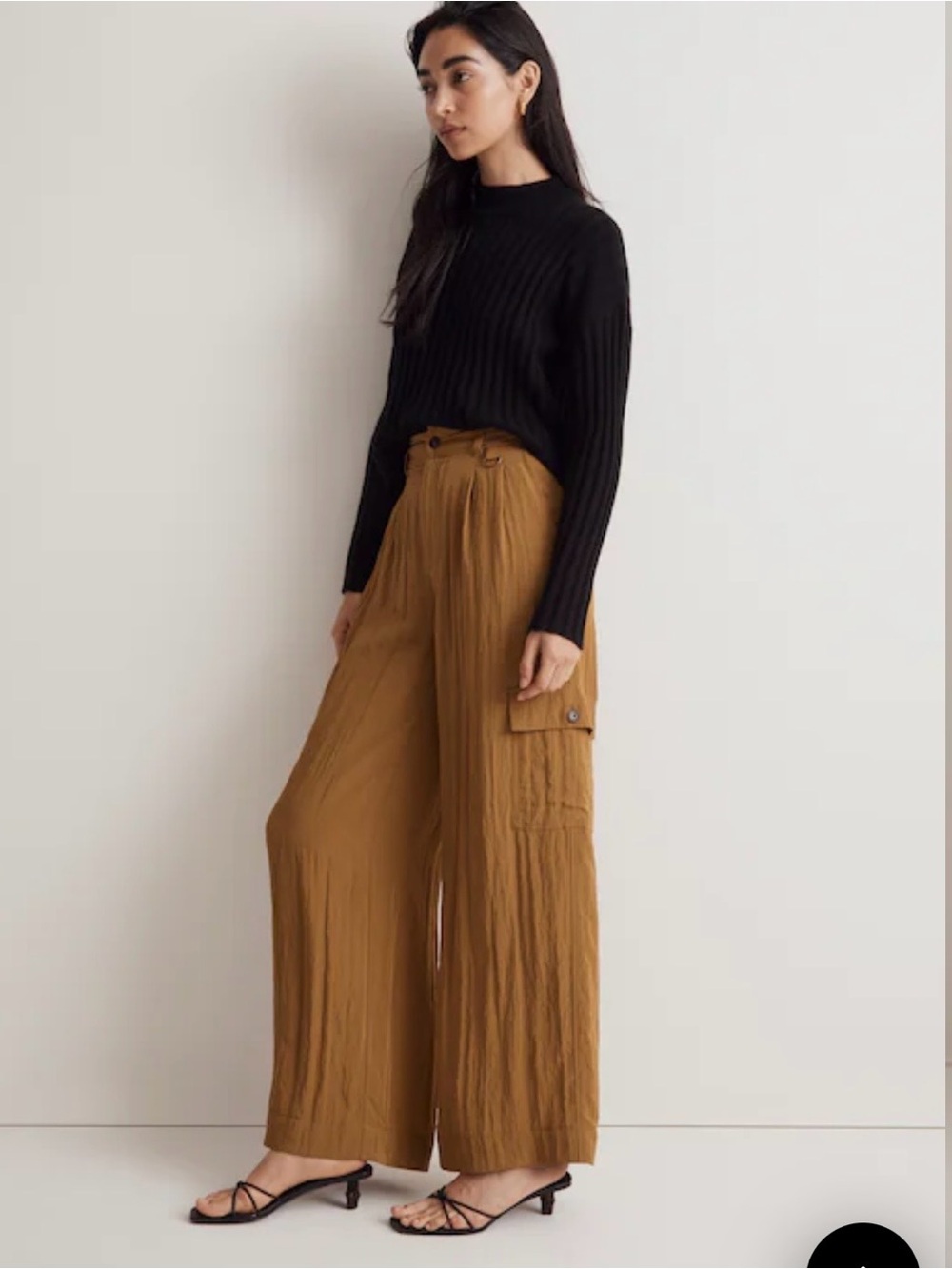 Madewell High-Waist Wide-Leg Cargo Pants in olive